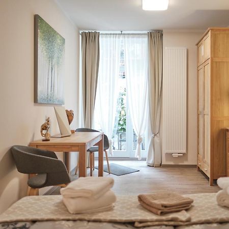 Apartments Zur Alten Konditorei شفيرين الغرفة الصورة