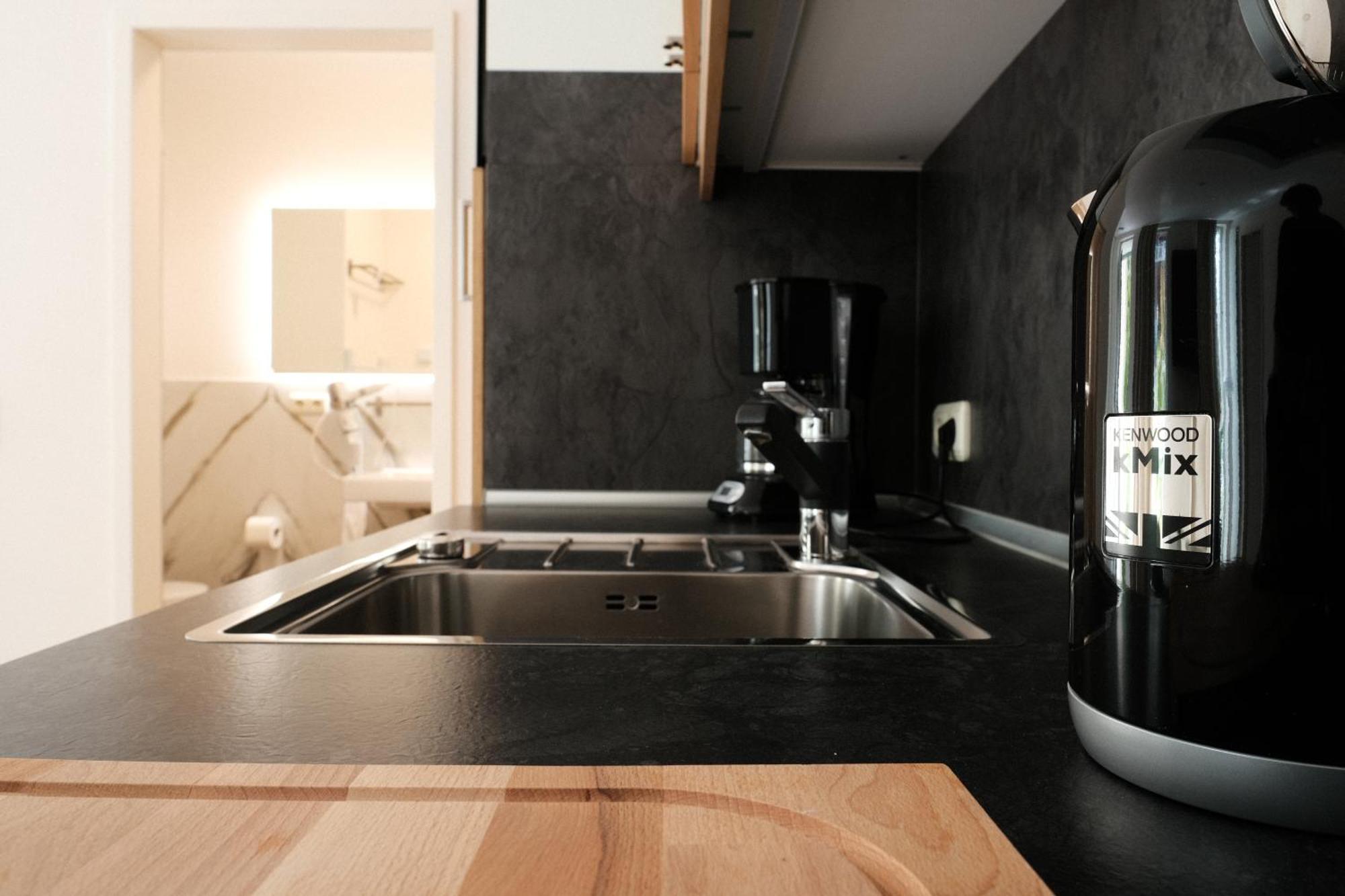 Apartments Zur Alten Konditorei شفيرين الغرفة الصورة
